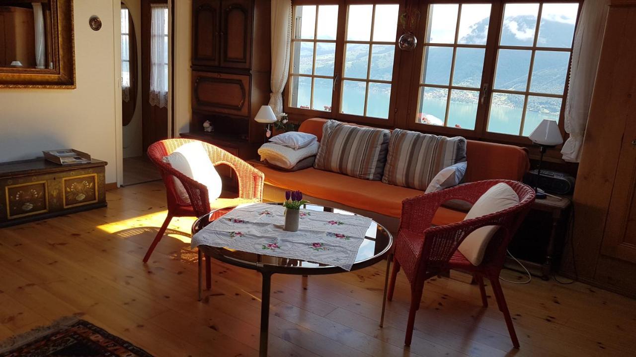 Traumhaftes Chalet Mit Seesicht Krattigen Exteriér fotografie
